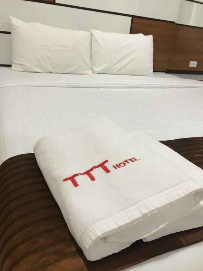Ttt Hotel Hatjaj Kültér fotó
